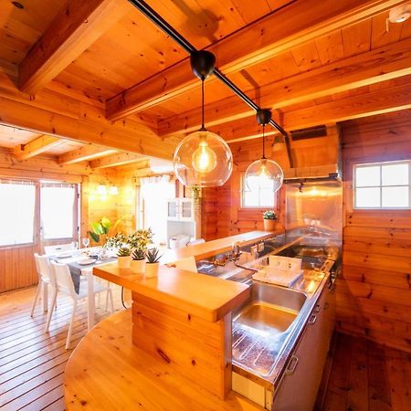 Villa Awaji Seaside Log House In Goshiki 1 à Sumoto Extérieur photo
