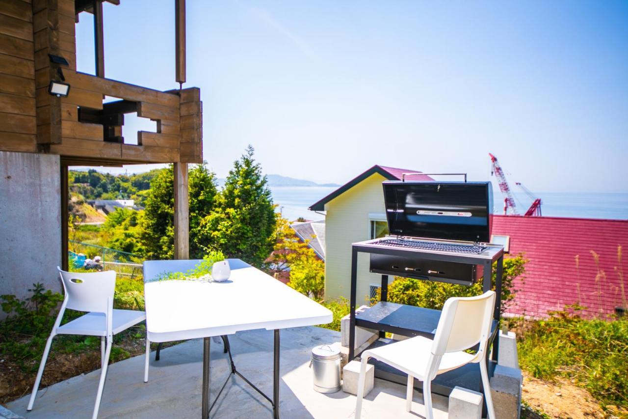 Villa Awaji Seaside Log House In Goshiki 1 à Sumoto Extérieur photo